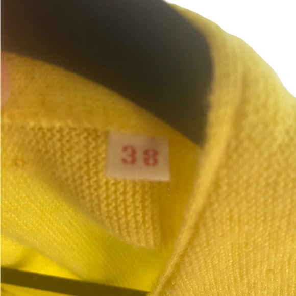Vintage Lacoste 100% Wool Knit Oversized Button Up V-Neck Sweater Neon Yellow - Picture 8 of 11